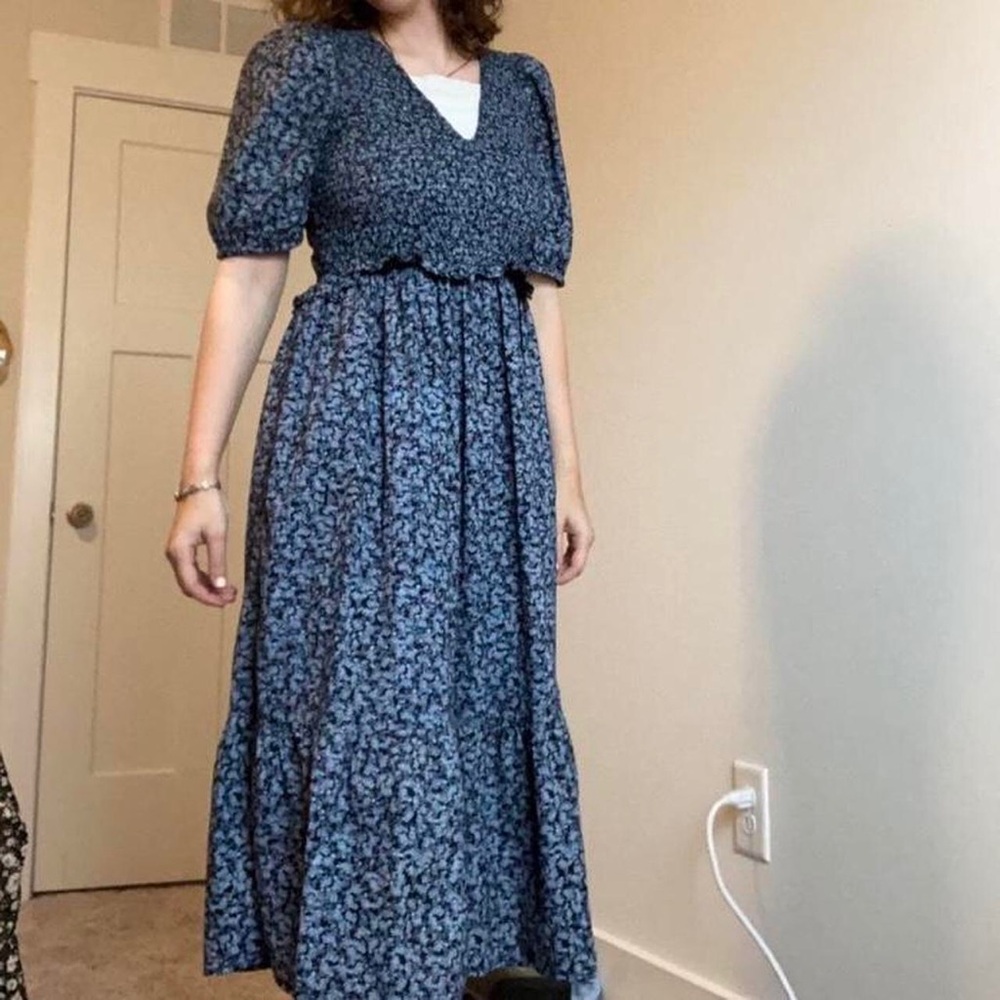 **SOLD** Old Navy Blue Floral Midi Dress